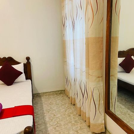 Ivana Homestay แคนดี้ ภายนอก รูปภาพ