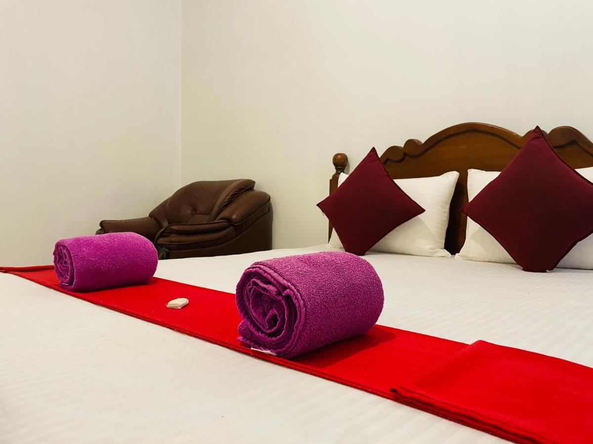 Ivana Homestay แคนดี้ ภายนอก รูปภาพ