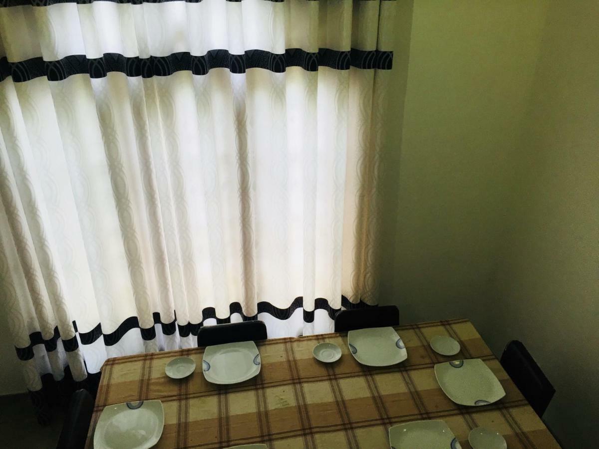 Ivana Homestay แคนดี้ ภายนอก รูปภาพ